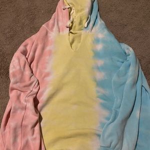 Tie dye, cropped hoodie